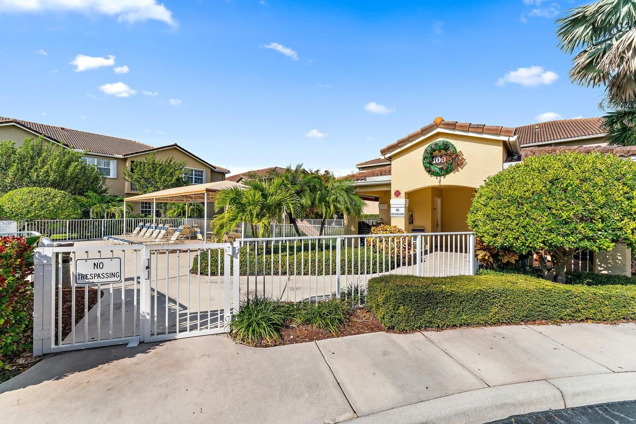 106 Lighthouse Cir #G - Photo 4 of 34