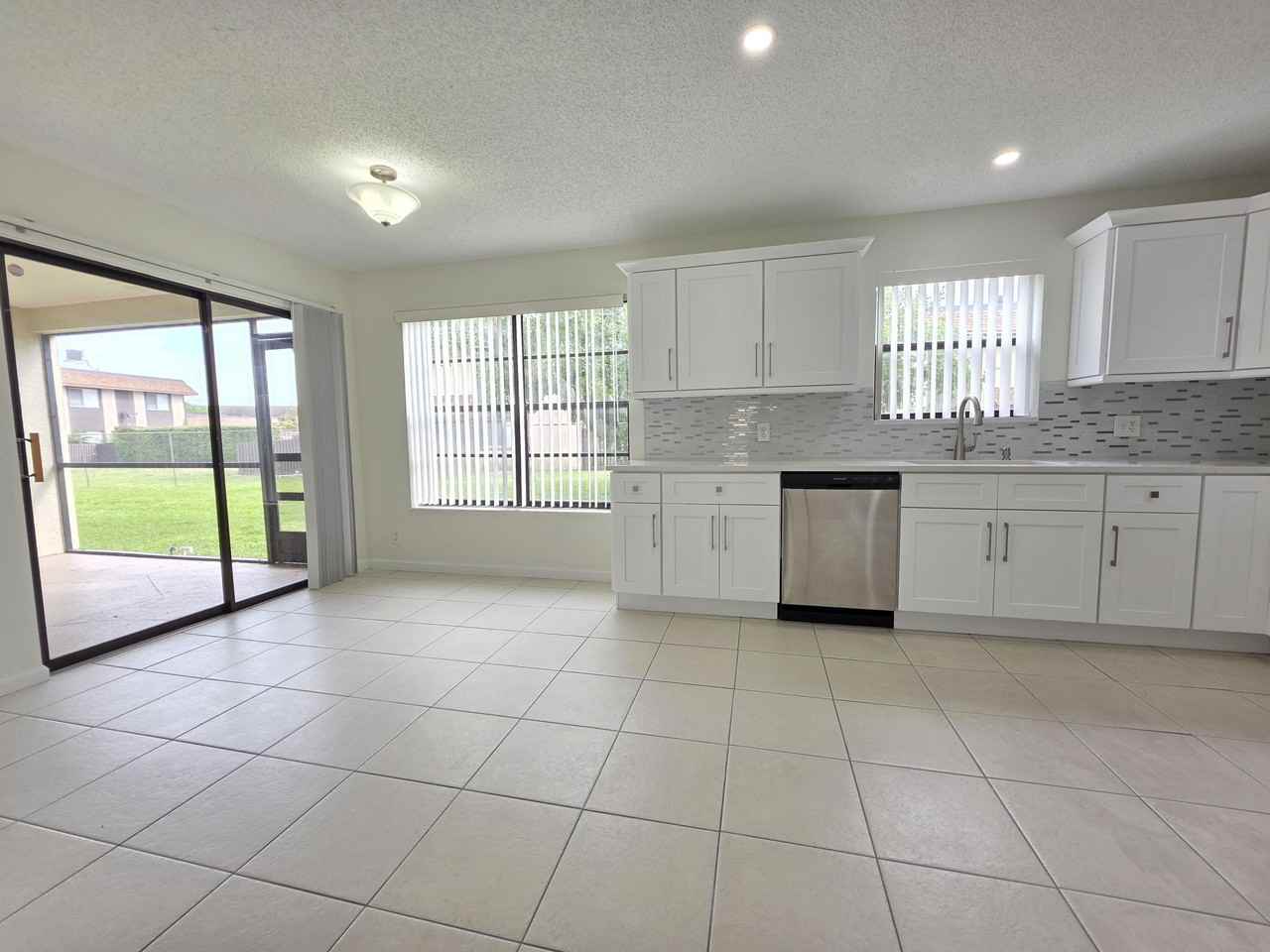 5954 Longbow Ln - Photo 5 of 20