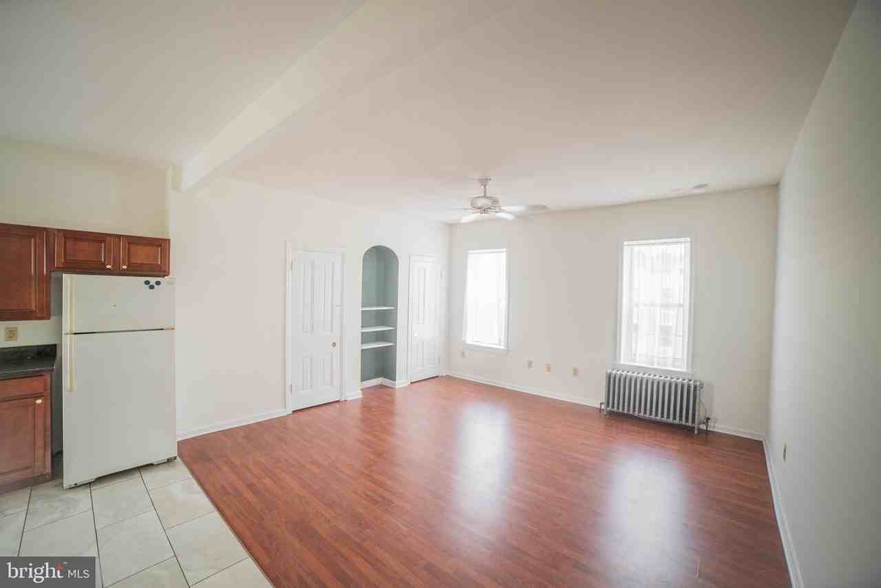 2422 Poplar St Unit 3 - Photo 5 of 24