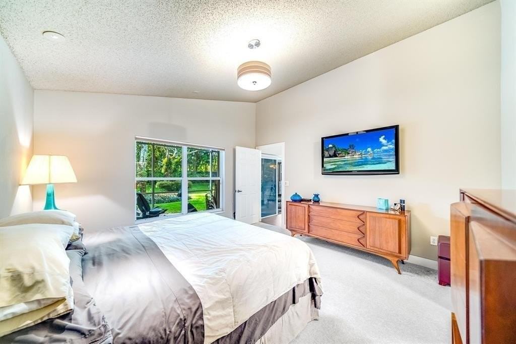 7638 Charing Cross Ln - Photo 7 of 19