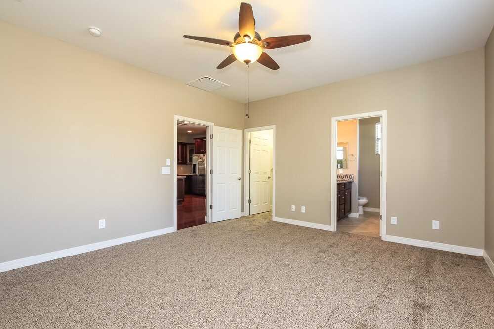 2534 W Beverly Rd - Photo 7 of 15