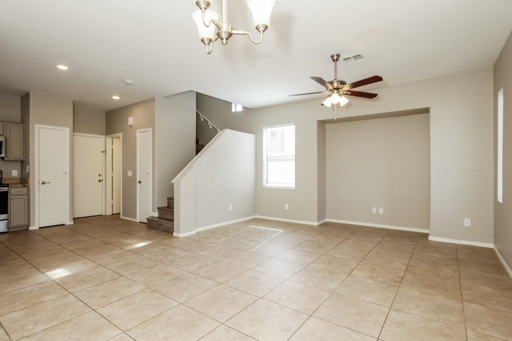 22052 N 30th Dr - Photo 5 of 17