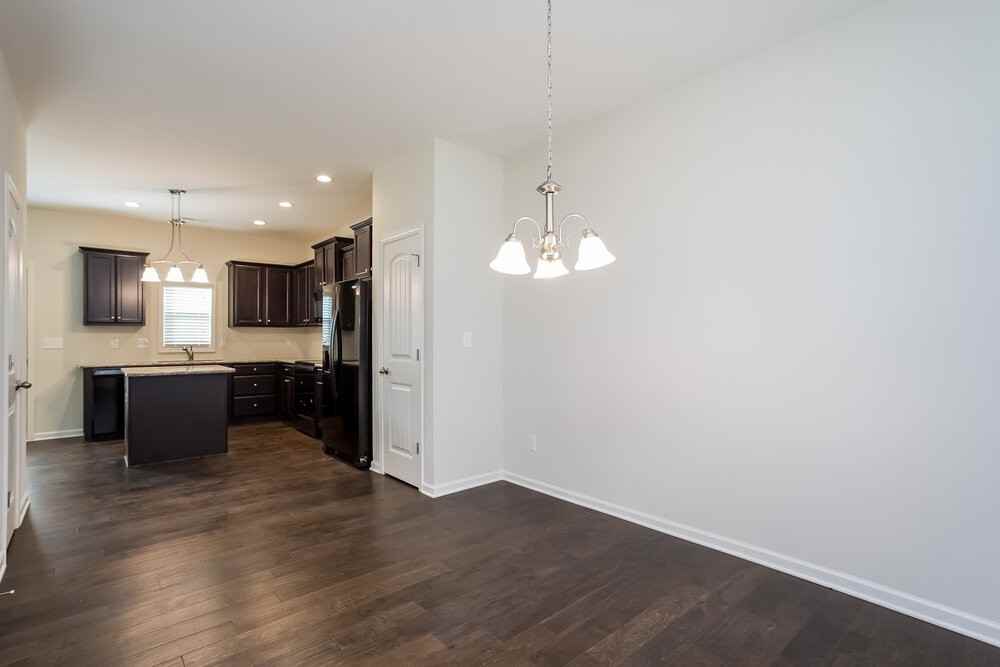 377 Crawford Pkwy - Photo 3 of 15