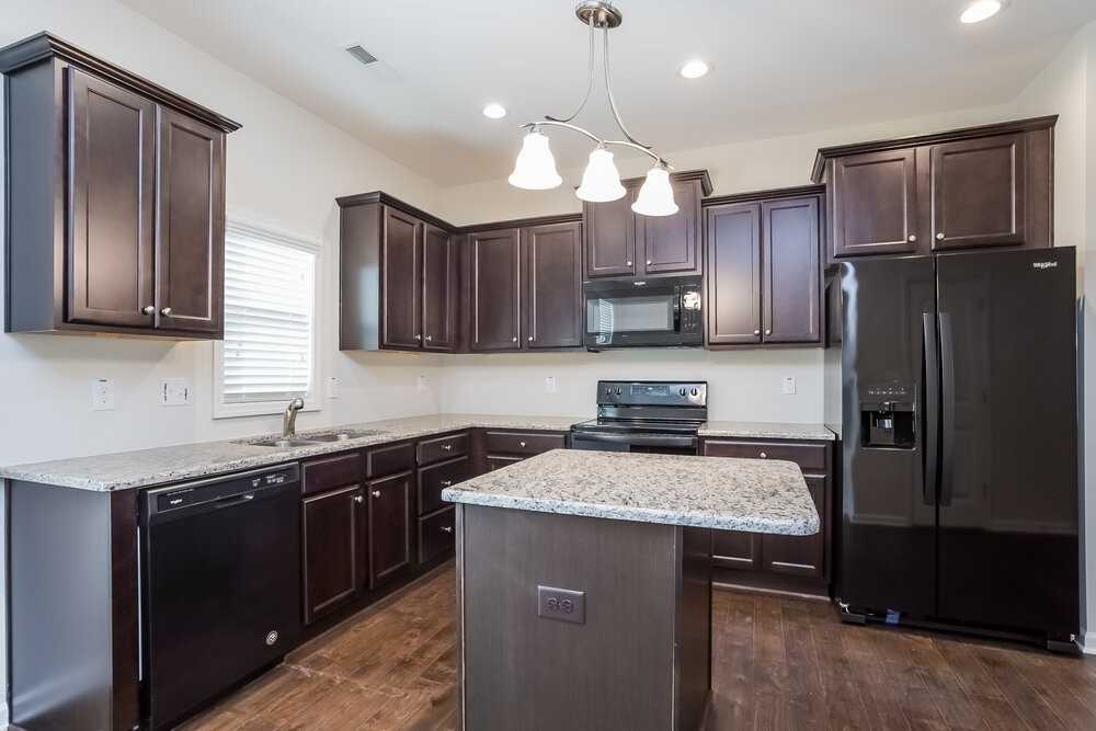 377 Crawford Pkwy - Photo 5 of 15