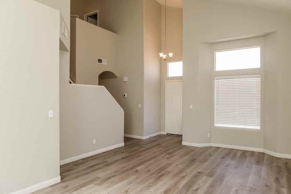 9009 Ballad Ave - Photo 4 of 17