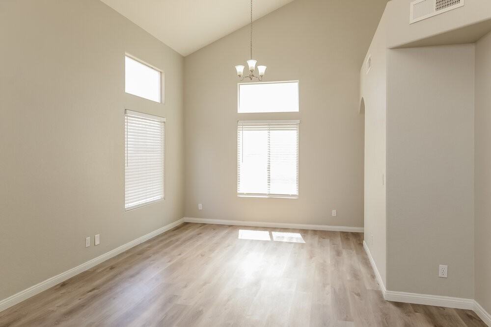 9009 Ballad Ave - Photo 5 of 17