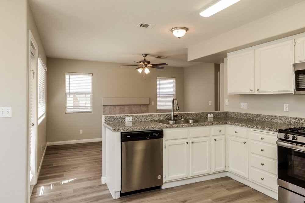 9009 Ballad Ave - Photo 7 of 17