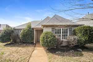 featured image of 1719 Brentford Cv