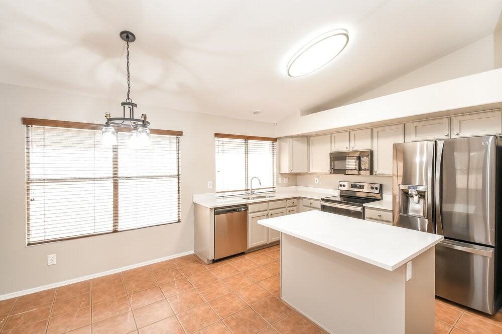 1266 E Sierra Madre Ave - Photo 5 of 16