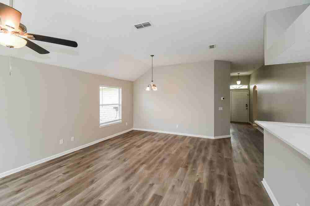 12668 Black Angus Dr - Photo 5 of 16