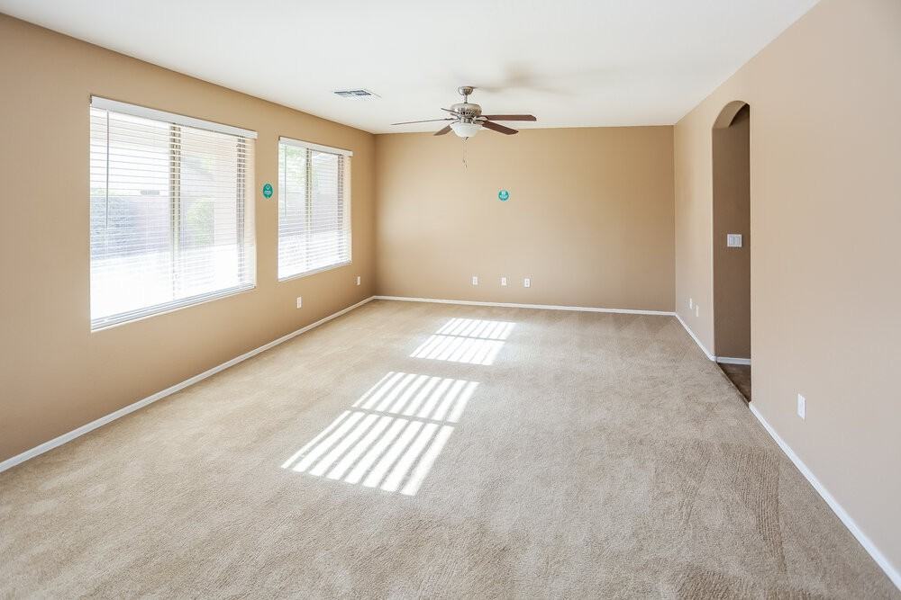 6830 S 44th Ln - Photo 6 of 17