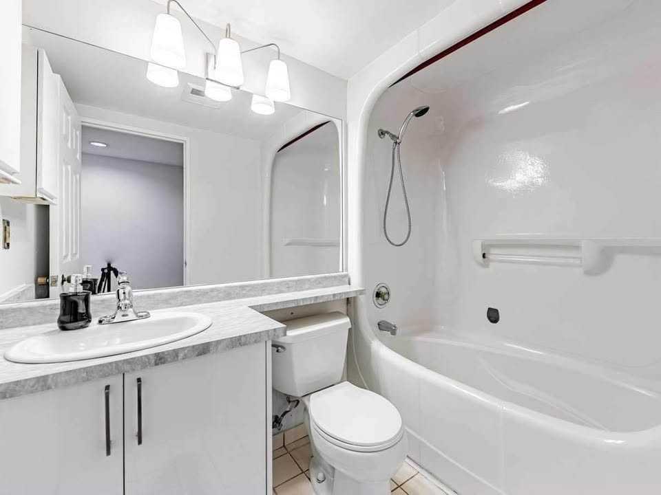 7 Bishop Avenue #801 - Photo 7 of 12