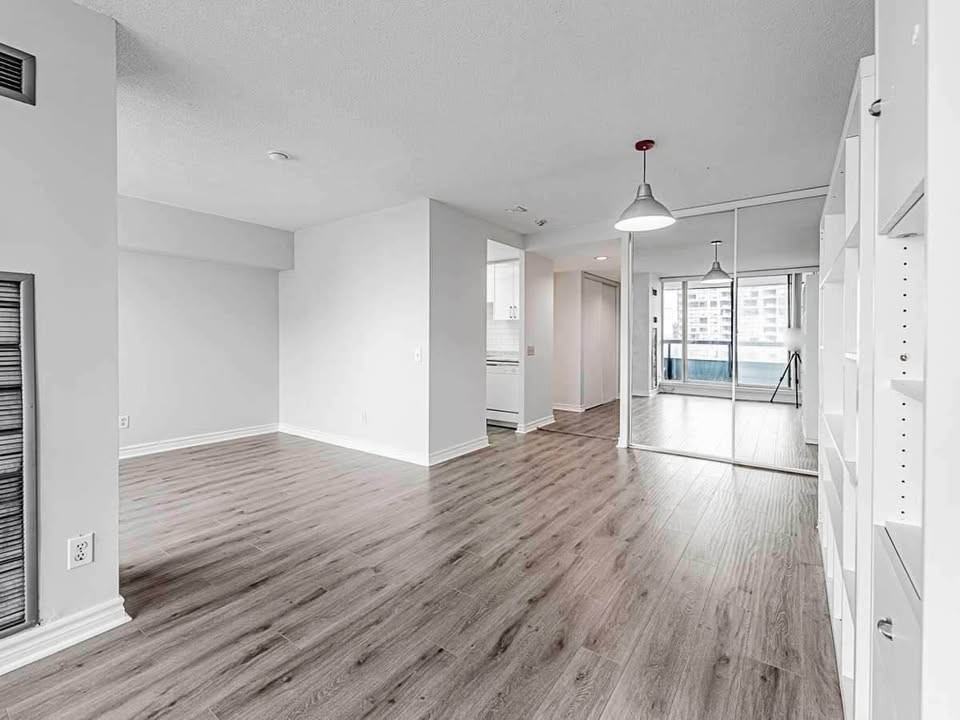 7 Bishop Avenue #801 - Photo 5 of 12