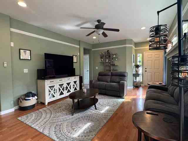 1009 Desert Peach Ct #1 - Photo 5 of 50