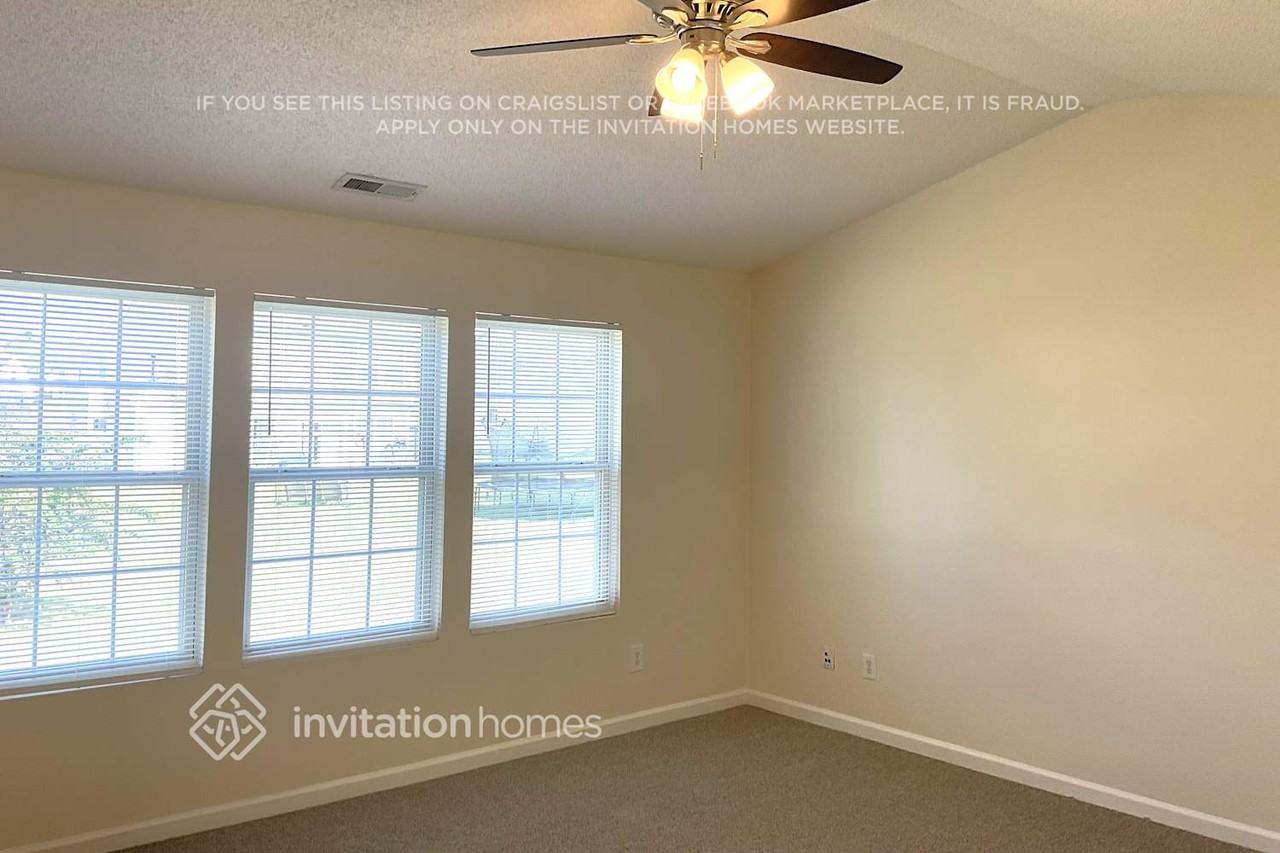 3005 Tuckland Dr - Photo 6 of 11