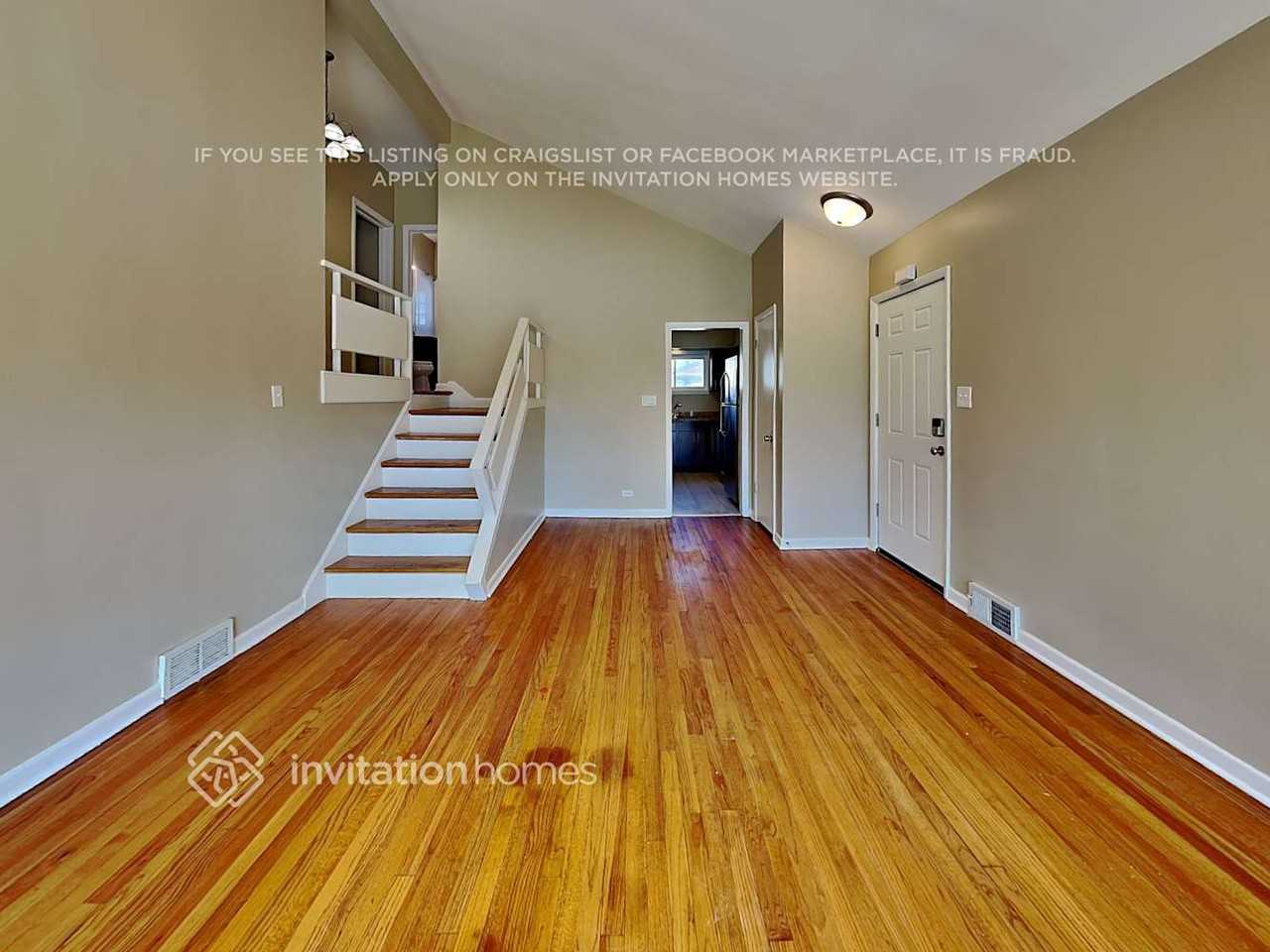 7504 Emerson St - Photo 7 of 21