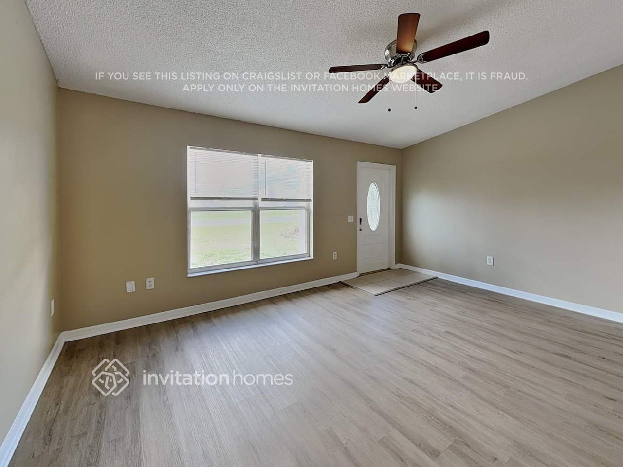 3834 S Chamberlain Blvd - Photo 3 of 19