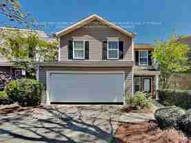 2730 Englewood Dr - Photo 1 of 1