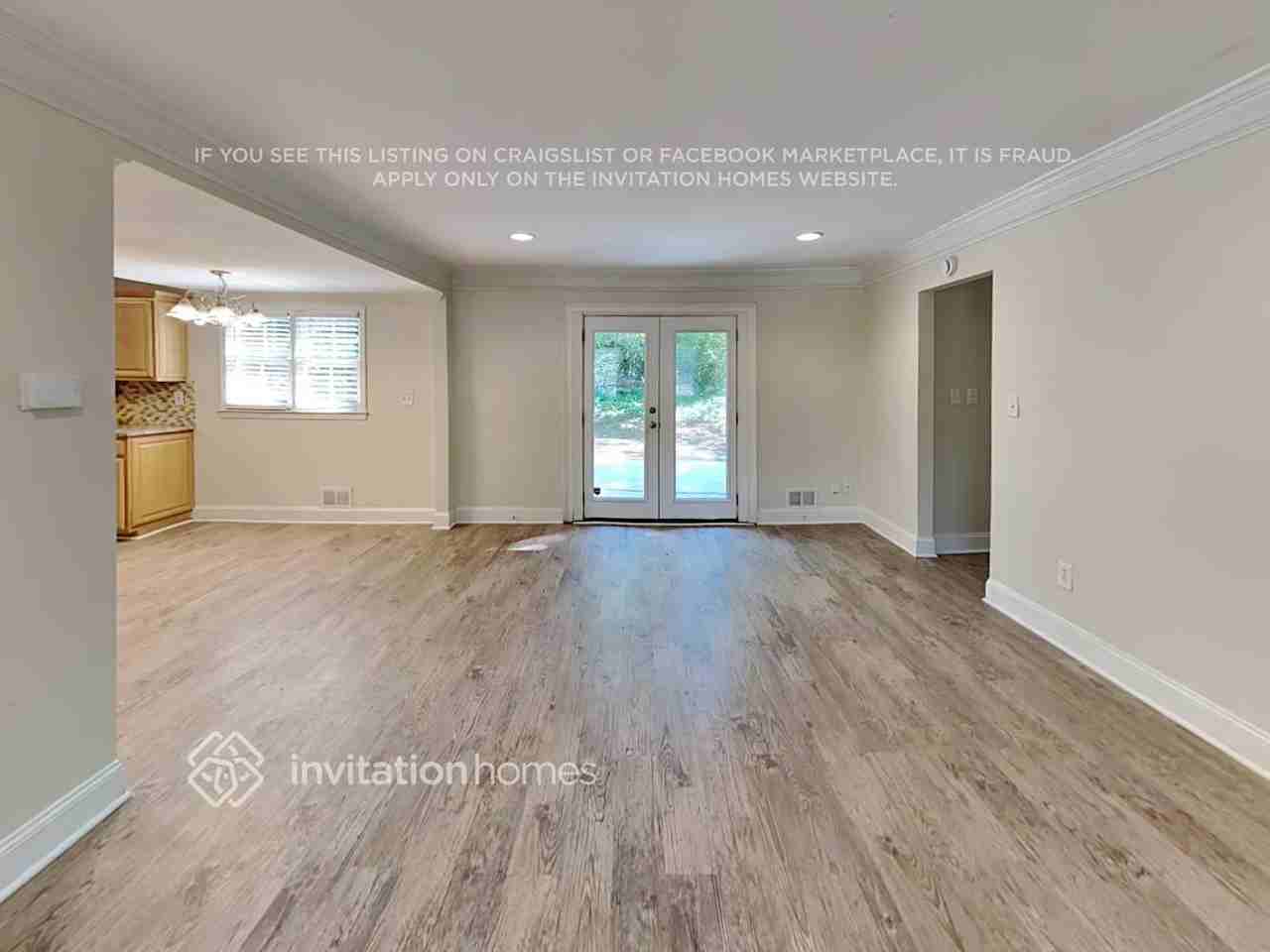 3820 Cline Dr Se - Photo 5 of 21