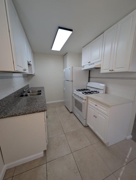 922 Orchard Dr - Photo 4 of 9