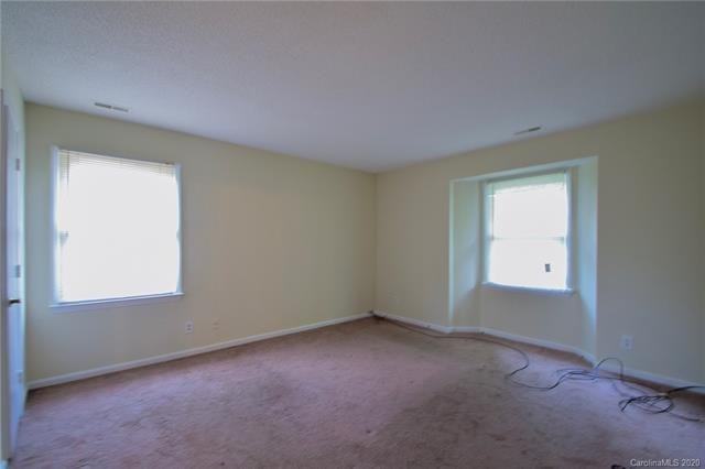 6164 Meadow Rose Ln - Photo 5 of 10