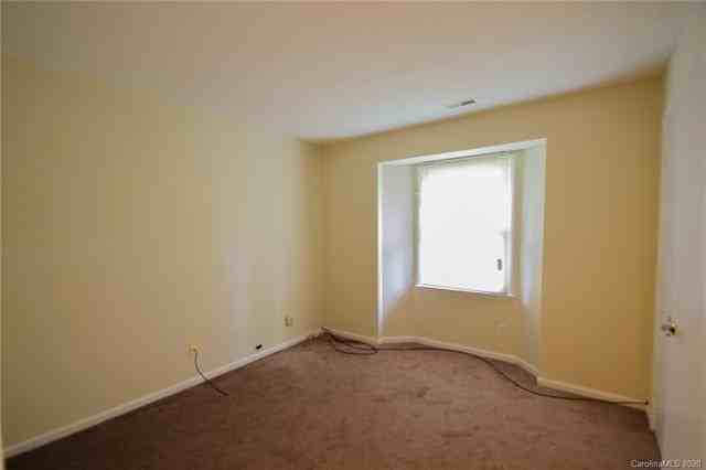 6164 Meadow Rose Ln - Photo 7 of 10