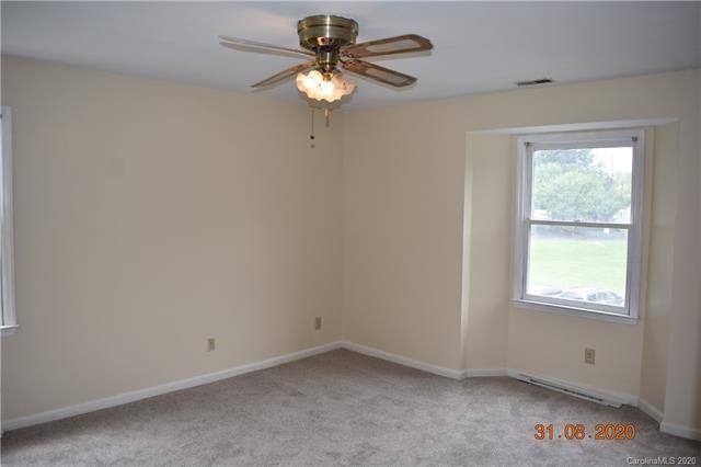 6133 Meadow Rose Ln - Photo 3 of 33