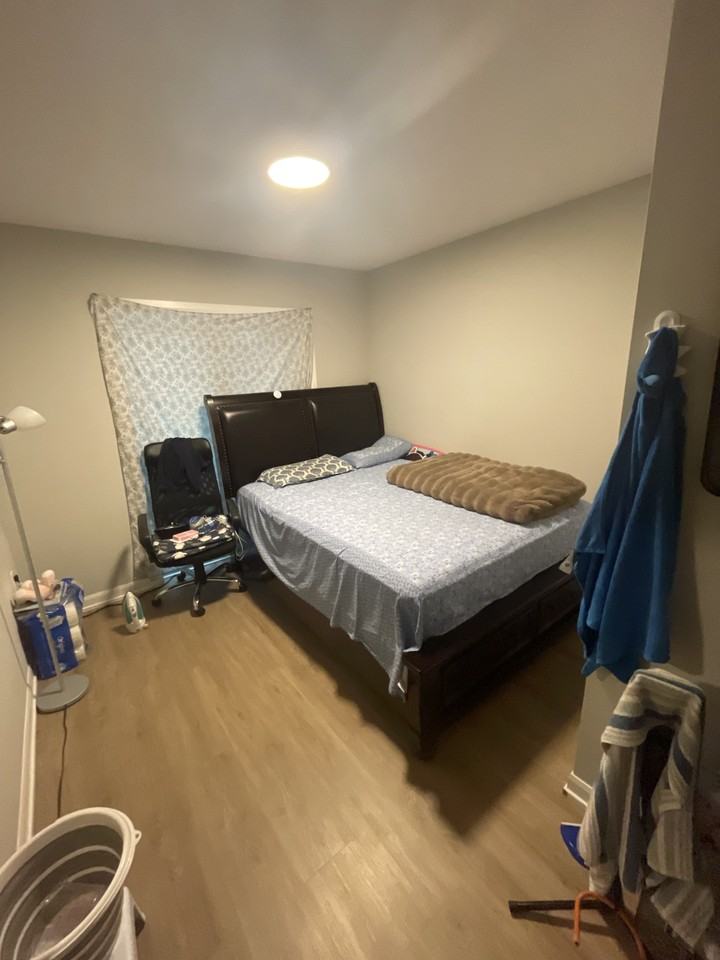 708 Woolwich Street #304 - Photo 3 of 8