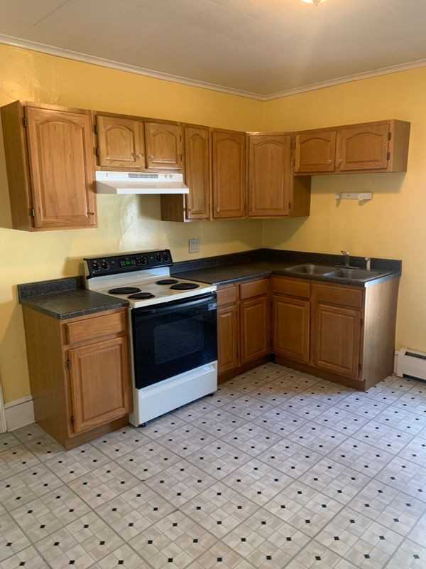 203 W Lancaster Ave - Photo 4 of 6