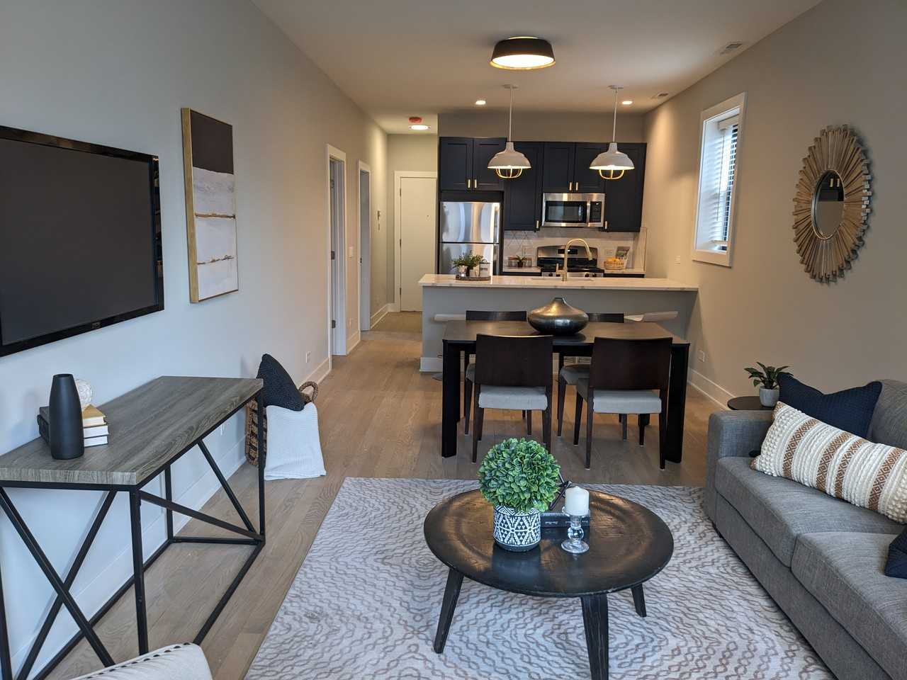 W Montrose Ave & N Seeley Ave - Photo 4 of 13