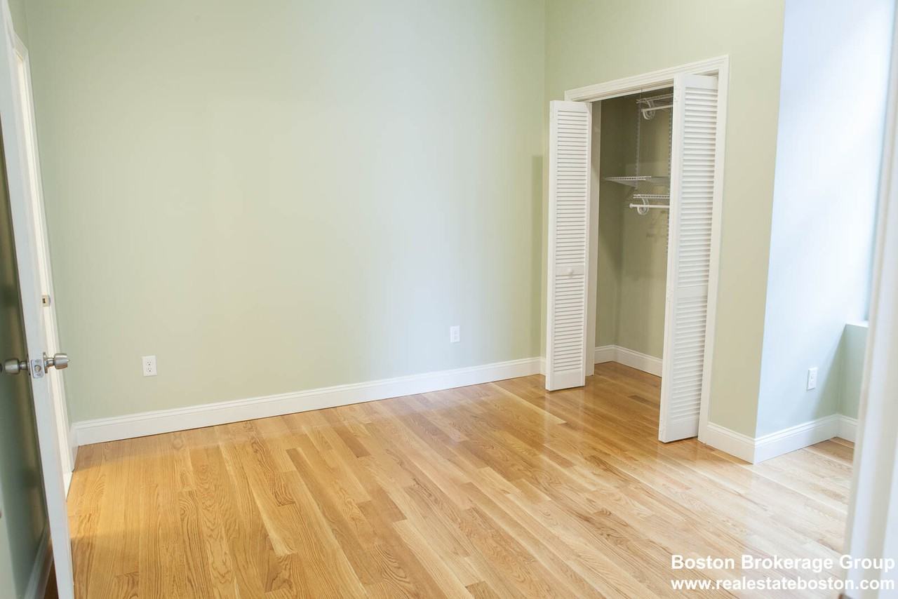 409 Dudley St. - Photo 4 of 49