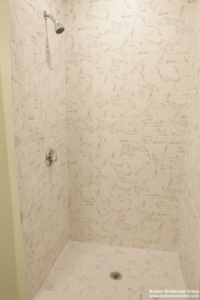 409 Dudley St. - Photo 5 of 49