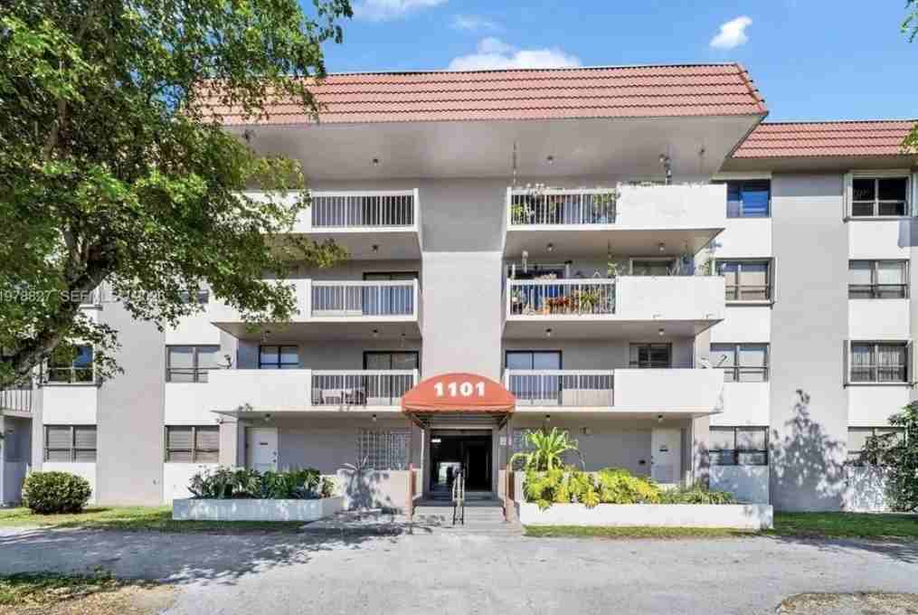 1101 Southwest 122nd Avenue #406 - Photo 4 of 10