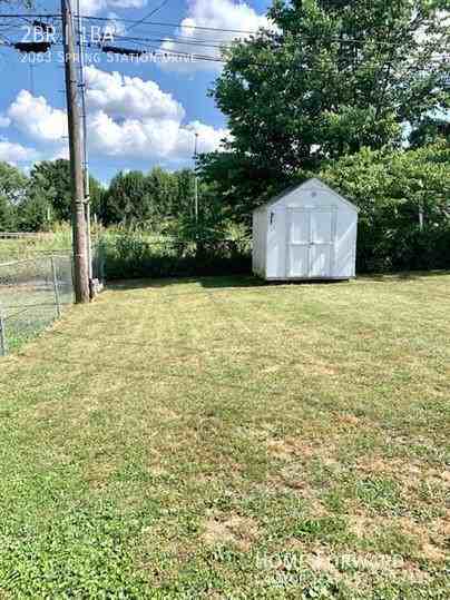 2063 Spring Station Dr - Photo 3 of 15