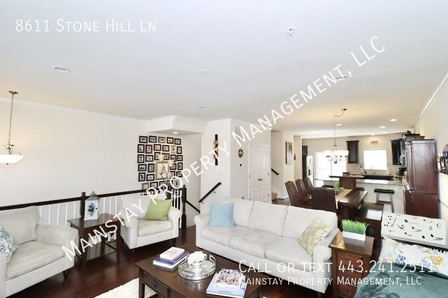 8611 Stone Hill Ln - Photo 3 of 43