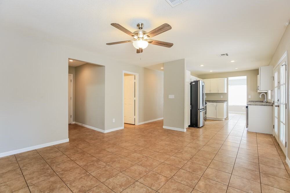 9123 Sangria Ln - Photo 7 of 20