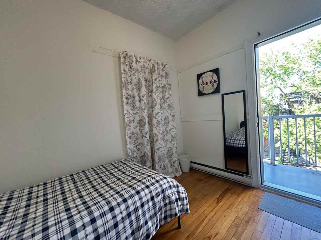 4076 Rue Saint-Urbain - Photo 3 of 10