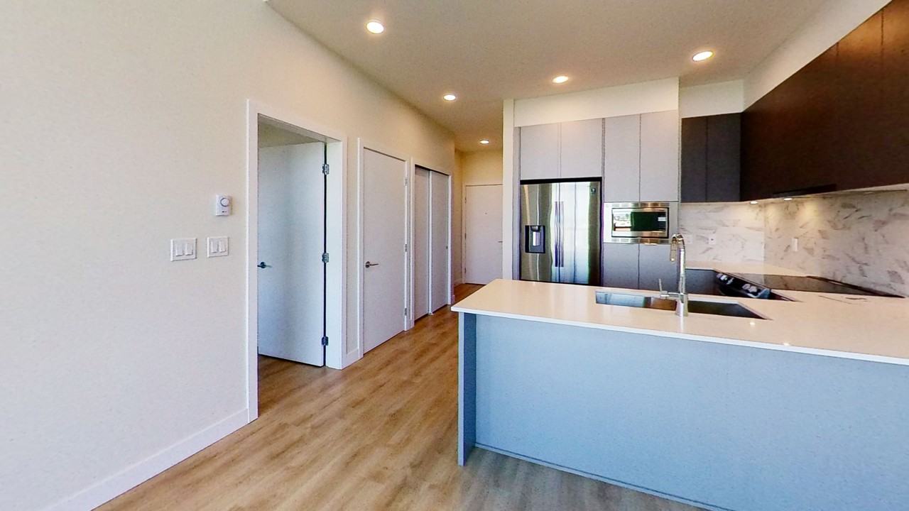 1792 Starling Drive #4xx - Photo 2 of 7