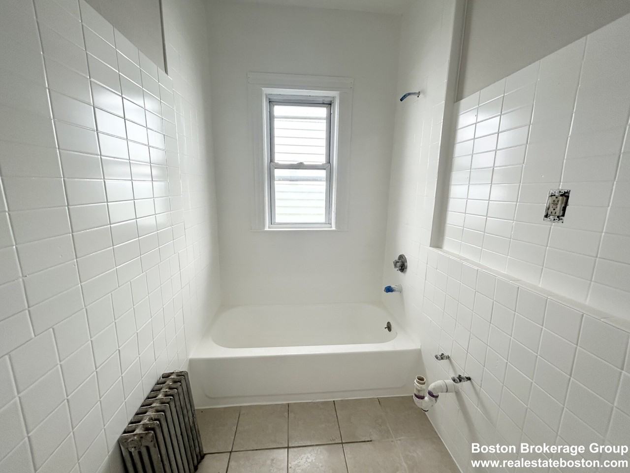 22 Humphreys St #3 - Photo 6 of 7