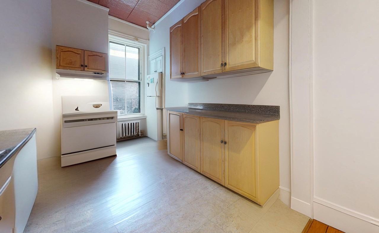 10 Union Park #2 - Photo 2 of 12