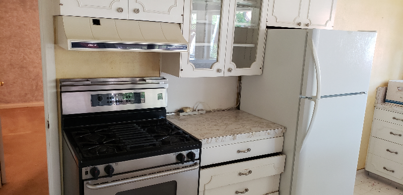 2136 Dena Dr - Photo 3 of 15