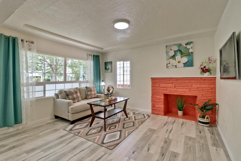 21214 Montgomery Ave - Photo 5 of 17