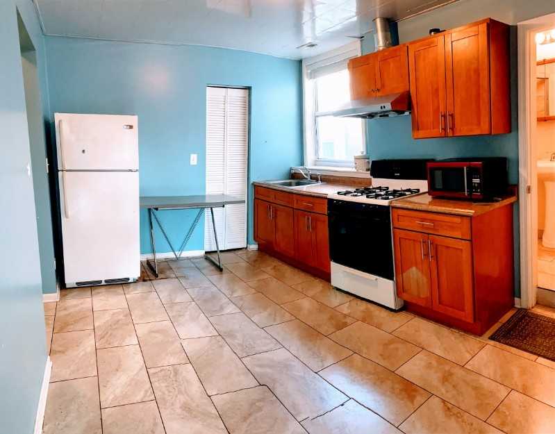 254 W 31st St #3 - Photo 3 of 12