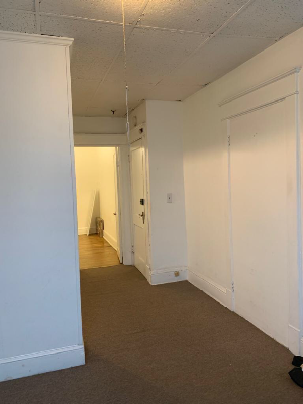 204 Washington Ave - Photo 3 of 8