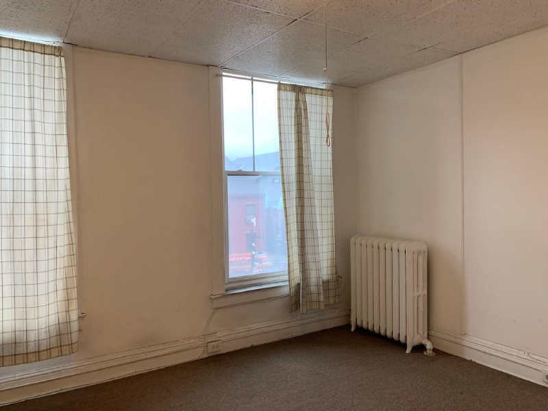 204 Washington Ave - Photo 4 of 8