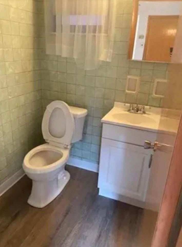 799 Greenfield Ave - Photo 4 of 16