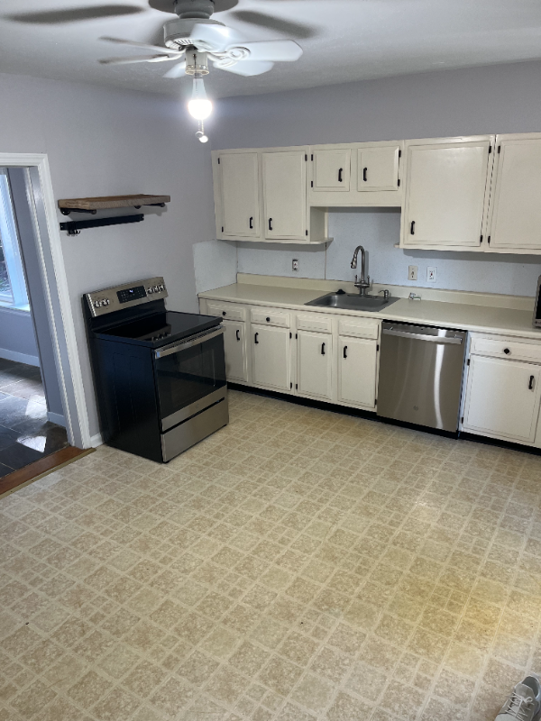 228 Byers Rd - Photo 7 of 18