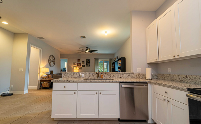 6837 1st St - Photo 4 of 16