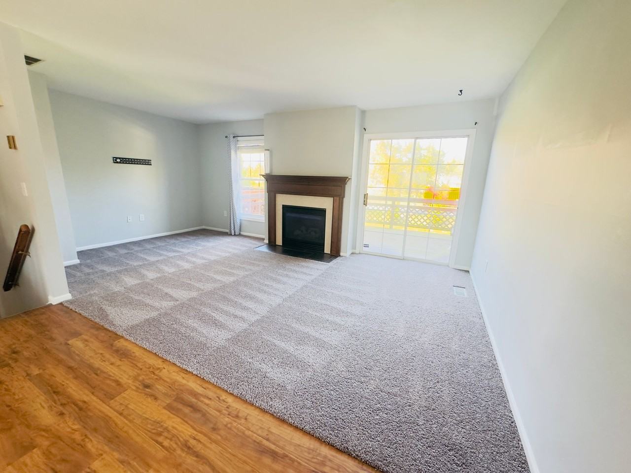 50 Versailles Ct - Photo 6 of 17