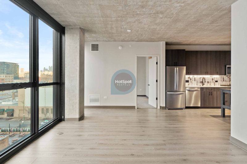 142 N Ada St - Photo 3 of 17